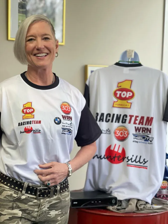 Record holder Erin Sills in her TOP 1 racing tshirt